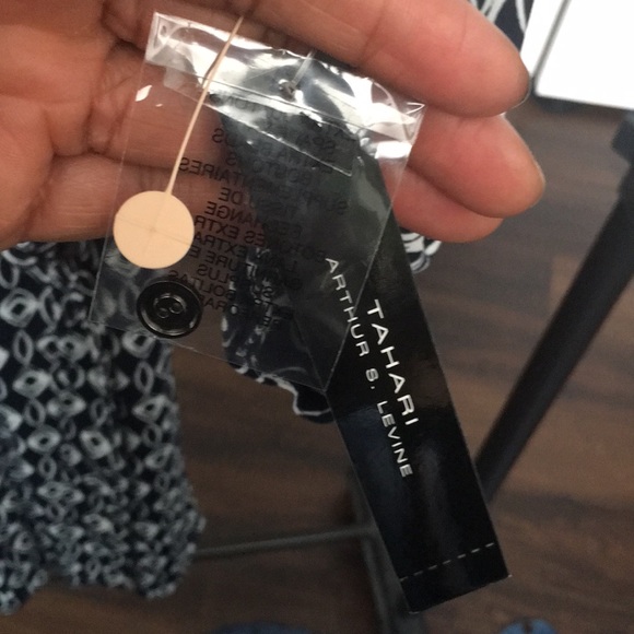 NWT Classically stylish “upgraded” shirt dress - Picture 7 of 15